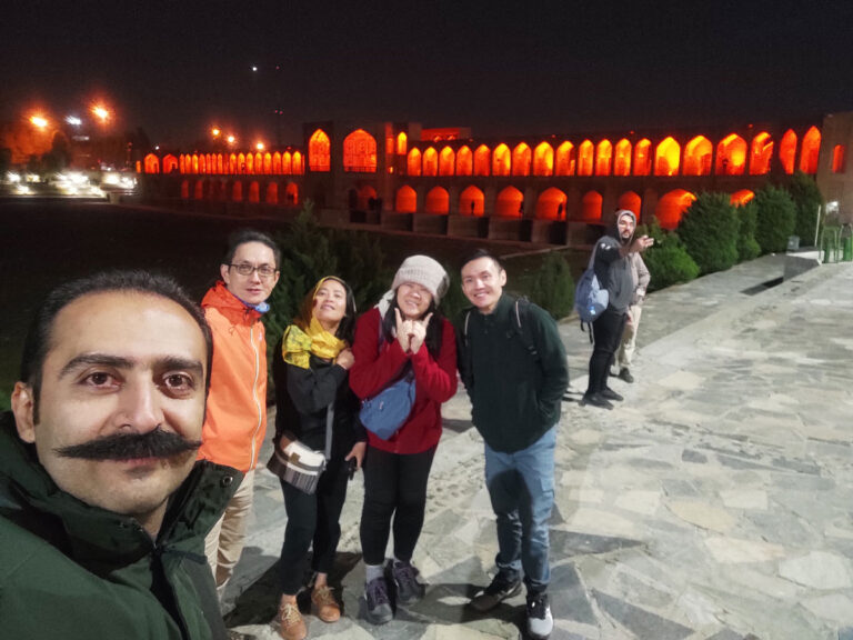 Malaysian Tourists in Iran-Isfahan with Alireza Damadzadeh the certified tourguide