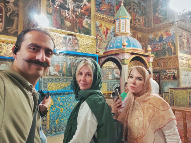 Russian Tourists with Alireza Damadzadeh the certified tour guide and Travel advisor in Iran-Isfahan
