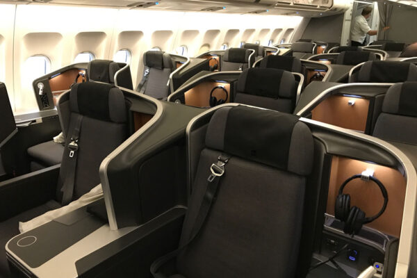 صندلی هواپیمای فرست کلاس یا بیزنس کلاس / Business class seats