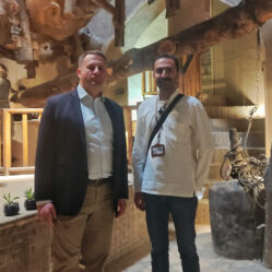 اصفهانگردی با علیرضا دامادزاده راهنمای رسمی گردشگری | Isfahan City tour with Alireza Damadzadeh the Certified tourguide